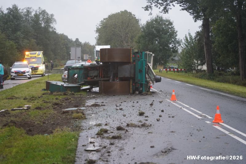 Henry-Wallinga©-Ongeval-Asfaltwals-Zomerdijk-Wanneperveen-05